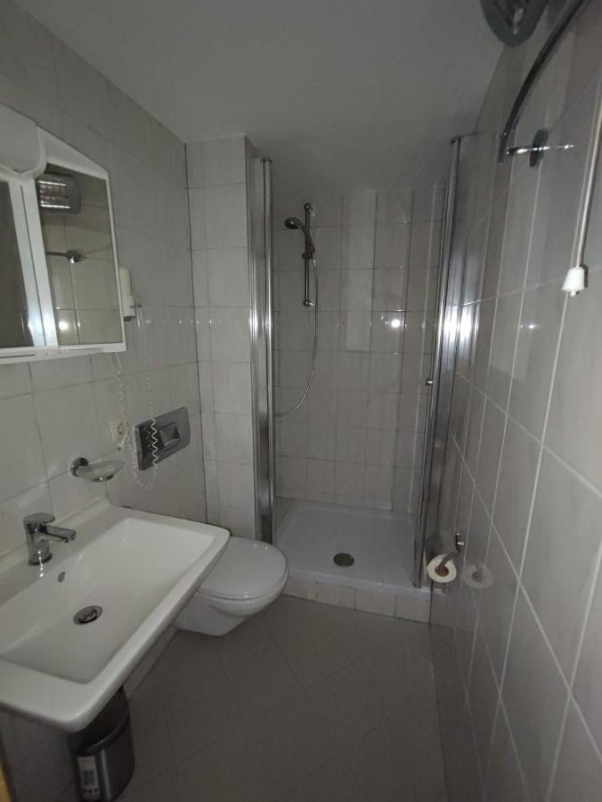 Hotel Schiff Раштатт Экстерьер фото