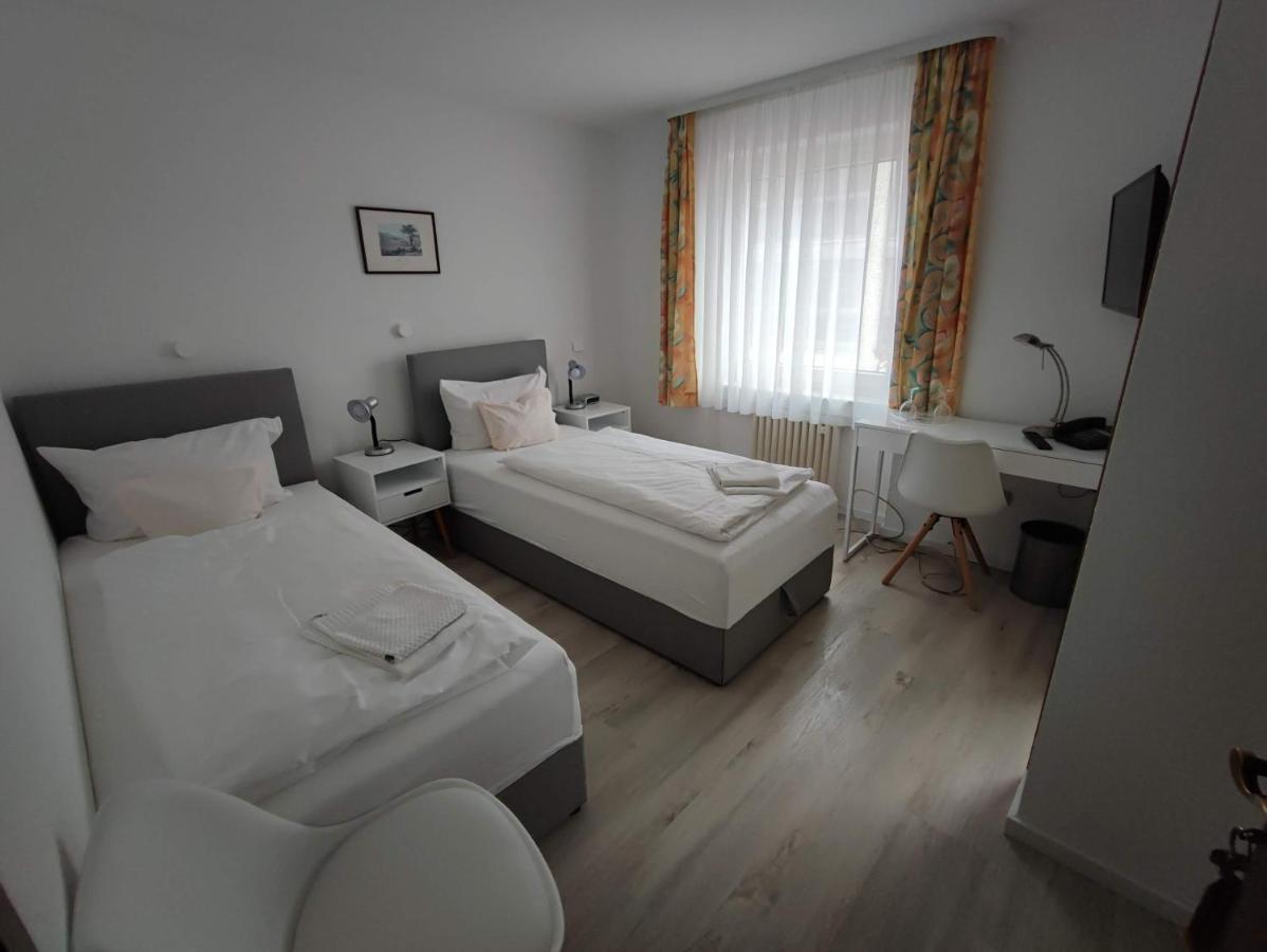 Hotel Schiff Раштатт Экстерьер фото